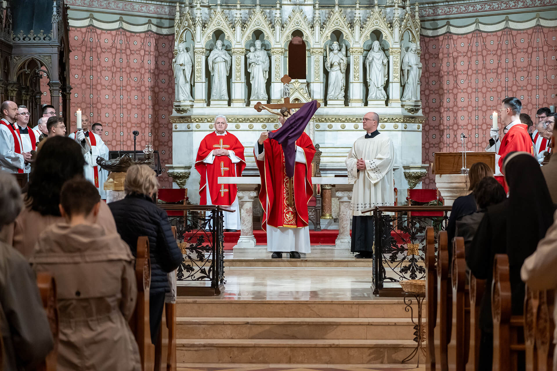 Sa Obred Velikog petka 22